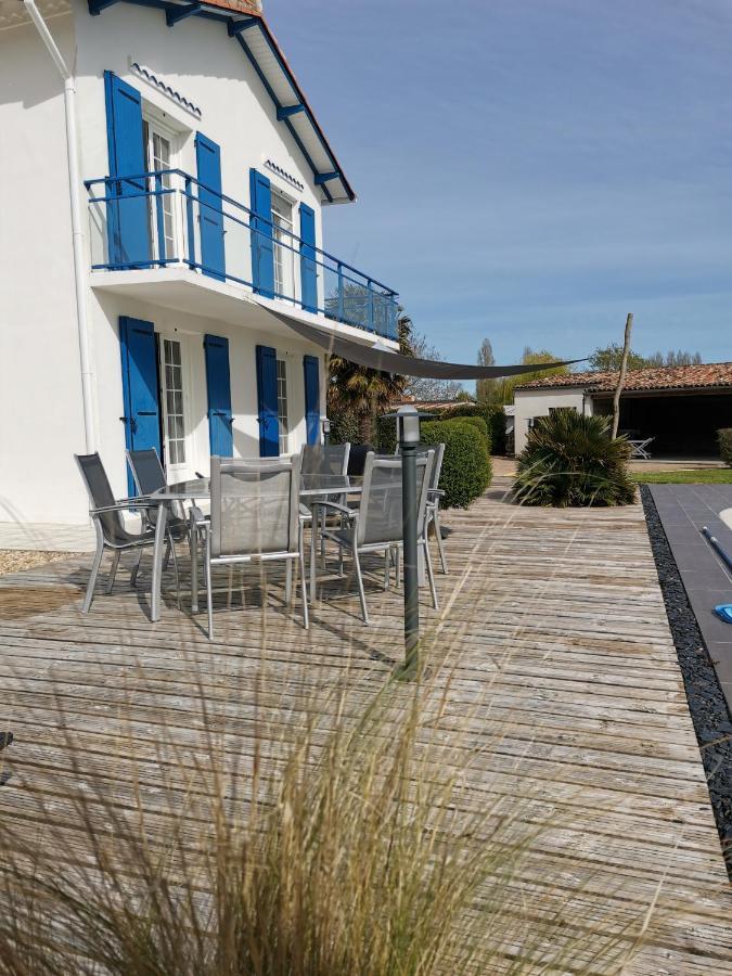 Maison De Campagne Proche Des Plages Saint-Romain-de-Benet 외부 사진