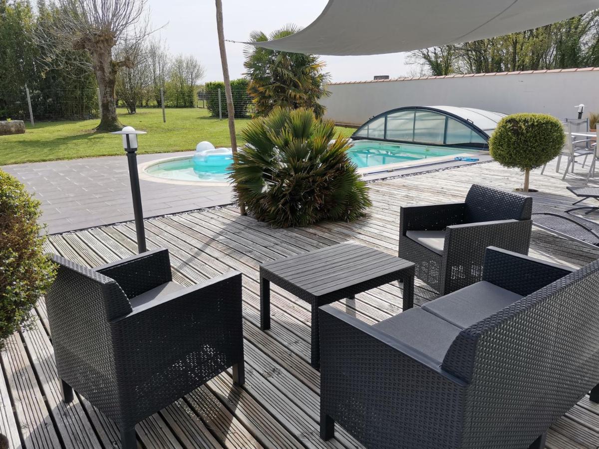 Maison De Campagne Proche Des Plages Saint-Romain-de-Benet 외부 사진
