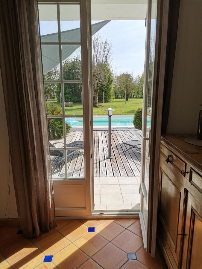 Maison De Campagne Proche Des Plages Saint-Romain-de-Benet 외부 사진
